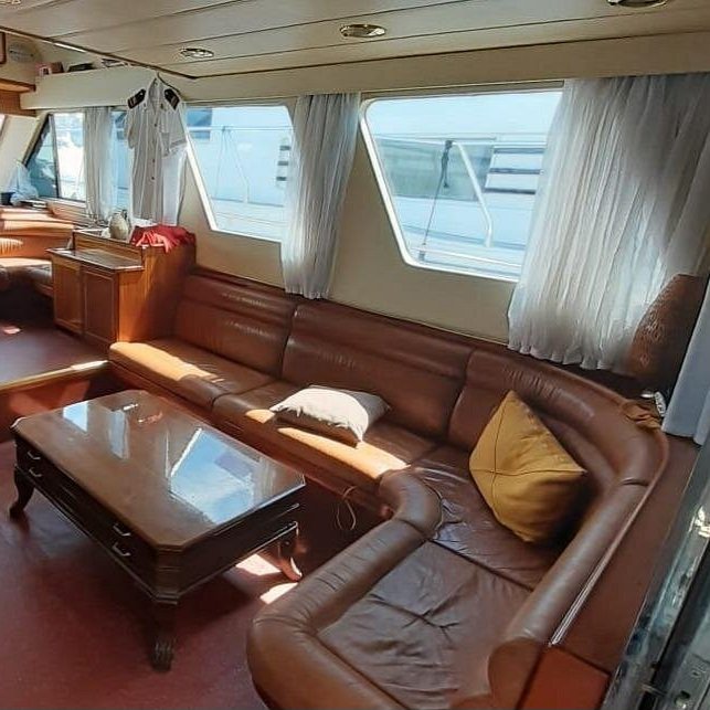 Yacht tour Istanbul luxury private Bosphorus experience